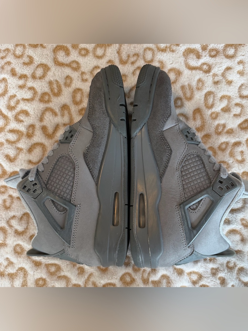 Air Jordan 4 Retro SE Paris Olympics Wet
Cement GS Size: 5.5Y - Picture 5 of 11